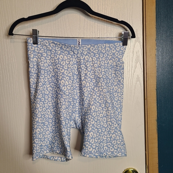 443🎃 Adam selman Blue Leopard Print Shorts - Picture 1 of 3